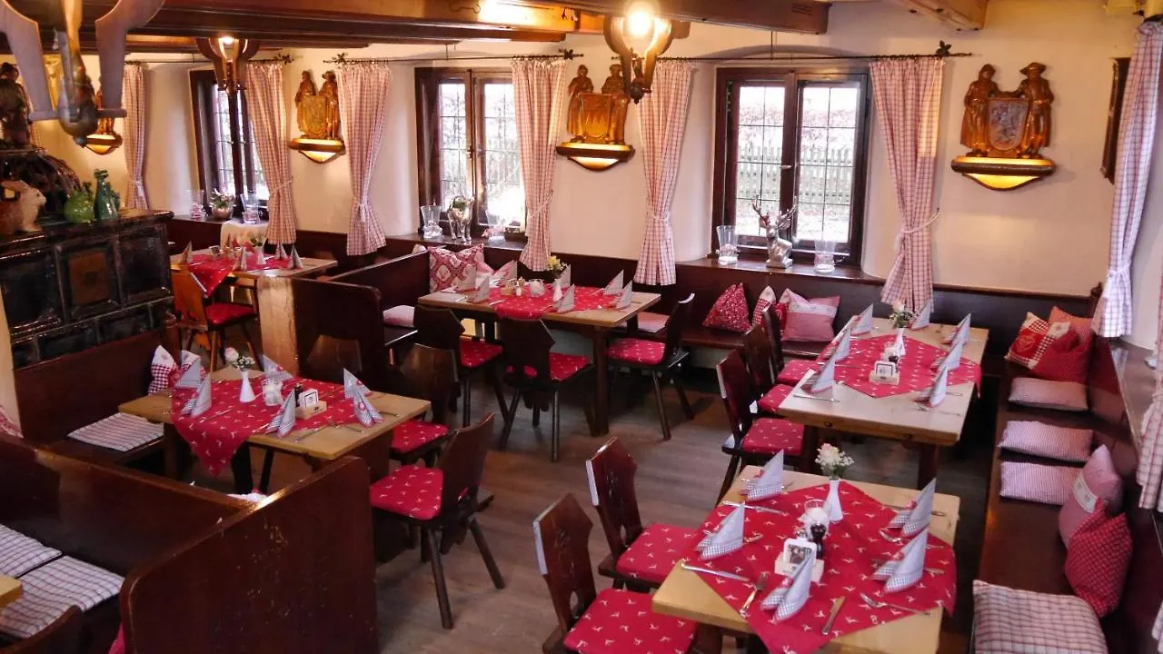 Wirtshaus Zum Baumbach Hotel Aschau im Chiemgau